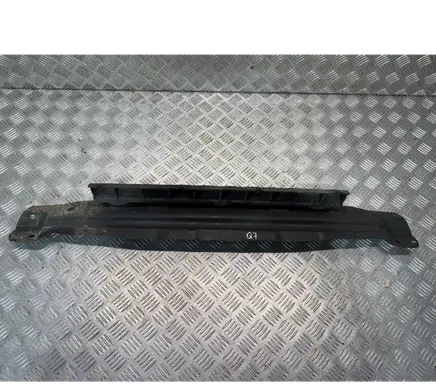 Audi Q7 4L Bottom radiator support slam panel 7L0805551A