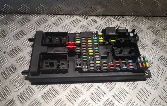 Jaguar XJ X351 Fuse box set AW9314F041AE