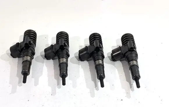 Seat Altea Fuel injectors set 03G130073G