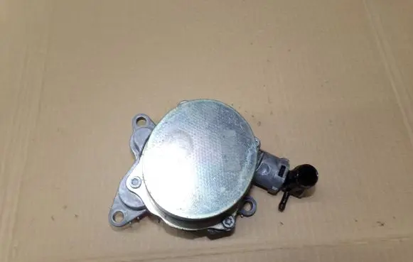 Renault Espace IV Vacuum pump 8200845984