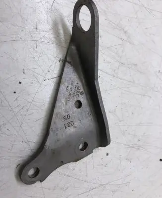 Volkswagen Golf VI Engine mounting bracket 03C103390A