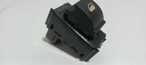 Citroen C4 II Quarter vent window switch