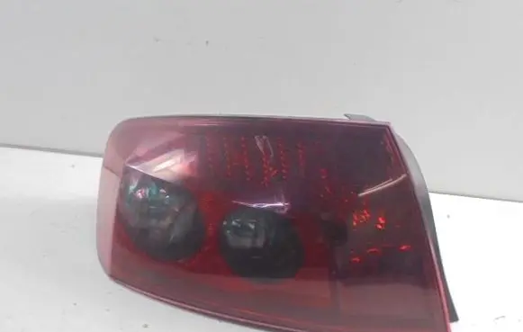 Peugeot 407 Rear/tail lights 9641945380