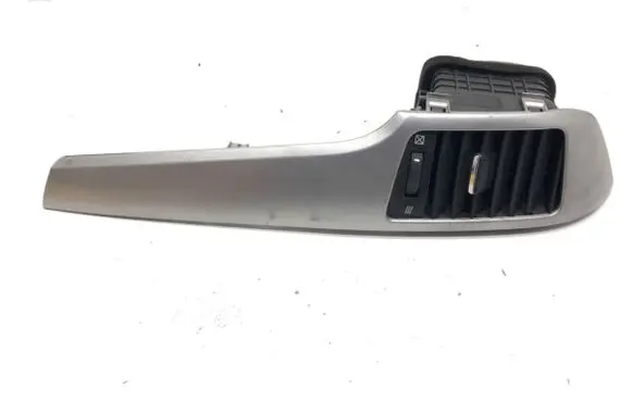 Chevrolet Captiva Dashboard side air vent grill/cover trim