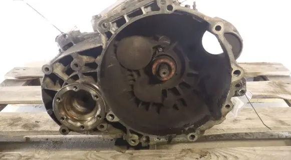 Seat Leon (1P) Manual 6 speed gearbox JLZ