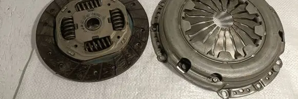 Skoda Fabia Mk2 (5J) Clutch set kit 699548