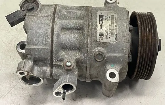 Volkswagen Golf VI Air conditioning (A/C) compressor (pump) 1K0820808B 002041205170 1615A