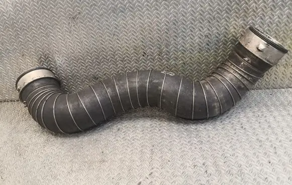 Mercedes-Benz CLK A209 C209 Intercooler hose/pipe 2095280082