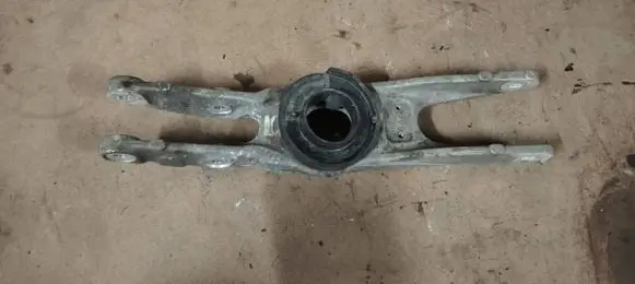 Mercedes-Benz C AMG W205 Rear upper control arm/wishbone A2059800 A2053336300