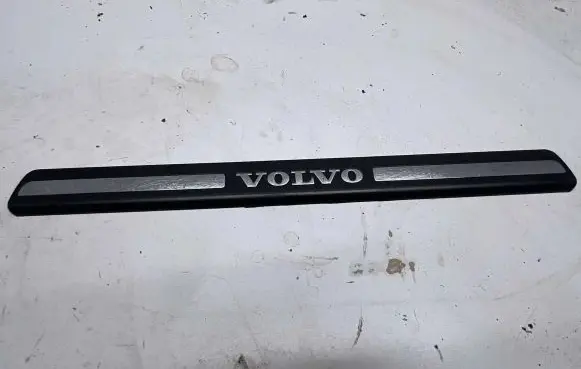 Volvo S60 Front sill trim cover 8659960