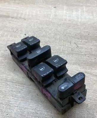 Skoda Fabia Mk1 (6Y) Electric window control switch 1J4959857C 03755021