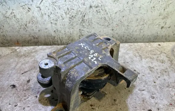 Volvo XC40 Engine mount bracket 32139920 P112D 2205606119