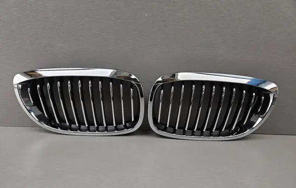 BMW 3 E46 Front bumper upper radiator grill 7064317 7064318 51137064317