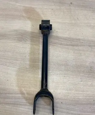 Toyota C-HR I Rear control arm