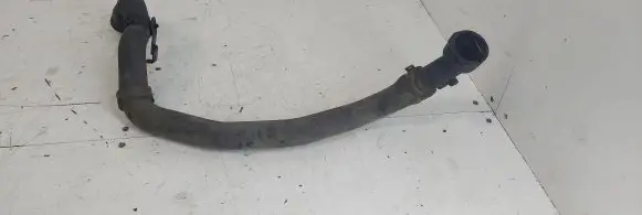 Volkswagen Polo IV 9N3 Engine coolant pipe/hose 600122291F