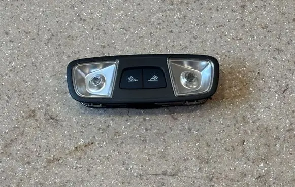 Audi Q3 8U Rear seat light 8U0947111A
