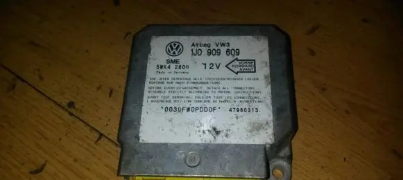 Volkswagen Golf IV Airbag control unit/module 1j0909609 5wk42800