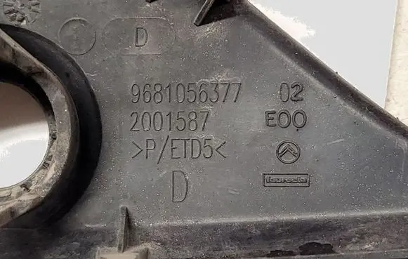 Citroen C5 Front parking sensor holder (PDC) 9681056377 2001587