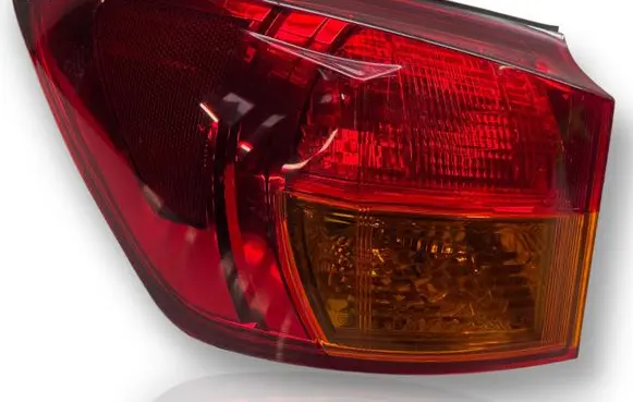 Lexus IS 220D-250-350 Rear/tail lights E111183