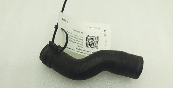 Porsche Panamera (970) Engine coolant pipe/hose 97010645002