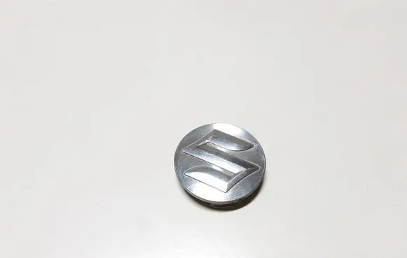 Suzuki Grand Vitara II Original wheel cap