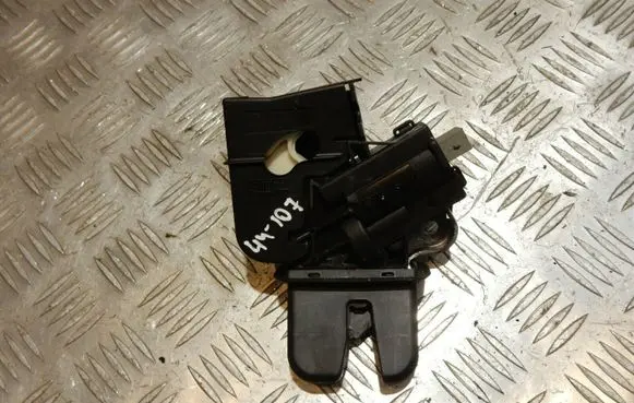 Audi A5 8T 8F Tailgate/trunk/boot lock/catch/latch 4F5827505D 44107
