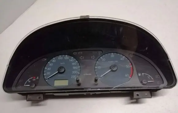 Speedometer (instrument cluster)