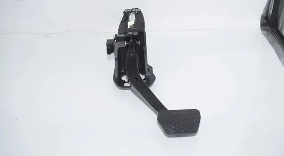 BMW 3 G20 G21 Brake pedal 6891119 35006891119 6873118