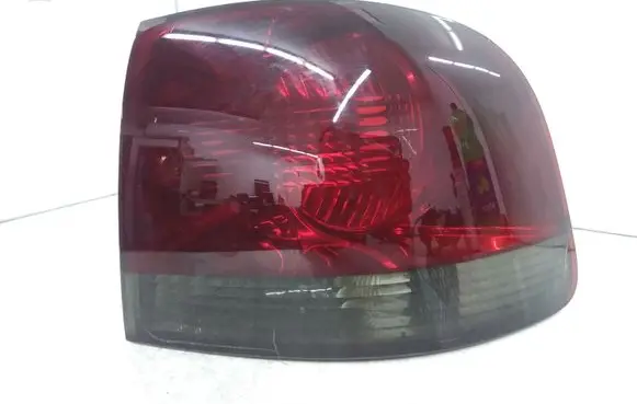 Volkswagen Touareg I Rear/tail lights 7L6945096K