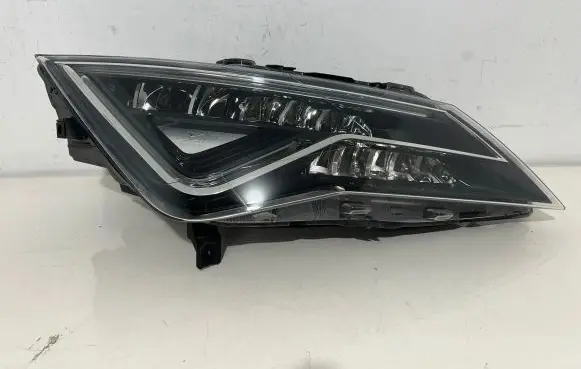 Seat Leon (5F) Headlight/headlamp 5F1941008K