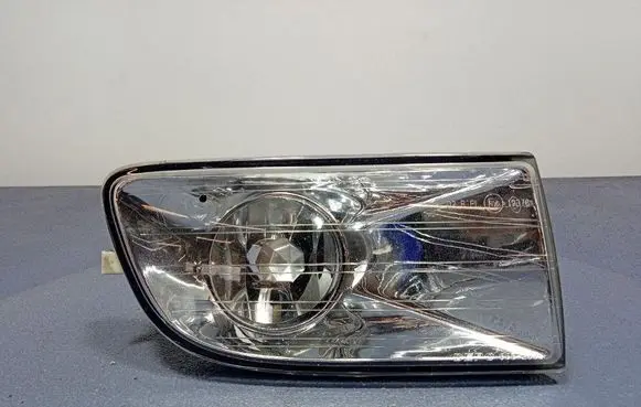 Skoda Octavia Mk2 (1Z) Front fog light 665-2003R