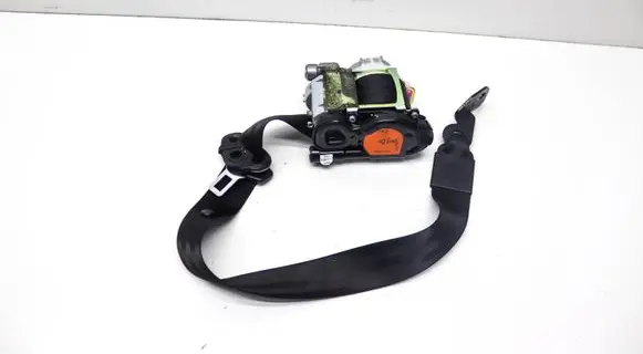 Audi Q5 SQ5 Front seatbelt 307482410 3066322