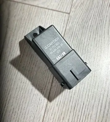 Citroen C5 Glow plug pre-heat relay 9640469680 51252002