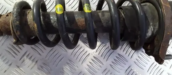 Toyota Avensis T250 Rear coil spring