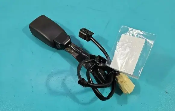 Toyota RAV 4 (XA20) Front seatbelt IMPRK1592221