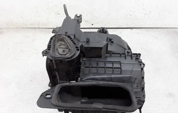 Interior heater climate box assembly