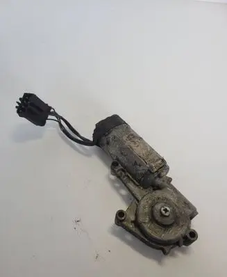 BMW 5 E34 Sunroof motor/actuator 8351876