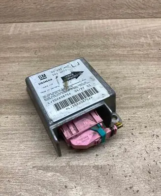 Opel Omega B1 Airbag control unit/module 90492467 5WK4110