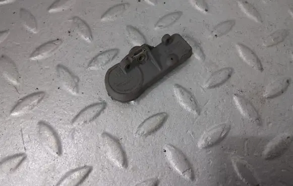 Chevrolet Volt I Tire pressure sensor 22854866 19332515