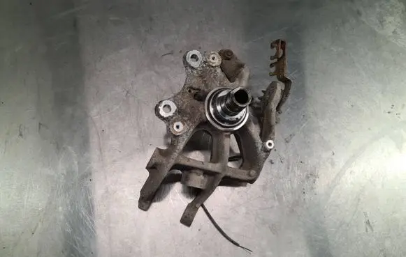 Peugeot 407 Rear wheel hub spindle/knuckle 