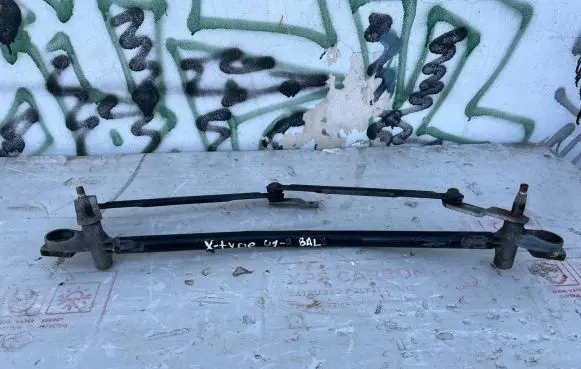 Jaguar X-Type Front wiper linkage european