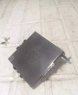 Toyota Prius (XW20) Power management control unit 8967047010 1012380151