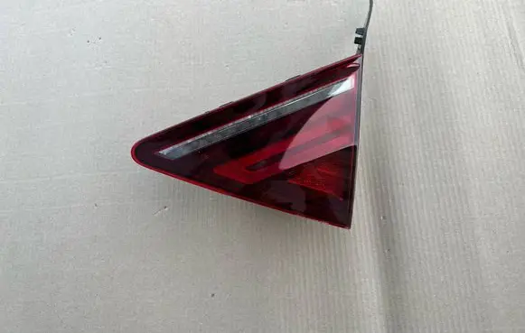 Audi A7 S7 4G Tailgate rear/tail lights 4G8945094H