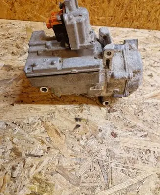 Nissan e-NV200 Air conditioning (A/C) compressor (pump) ES1009562