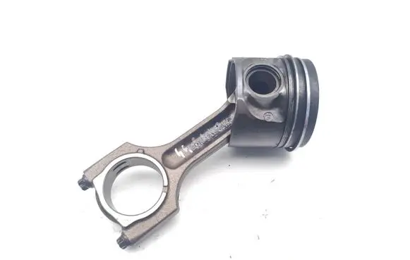 BMW 3 E90 E91 Piston with connecting rod M57D30