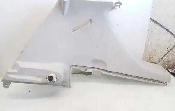 Peugeot 107 (C) pillar trim 624720H040