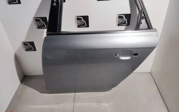 Audi A4 S4 B8 8K Rear door LY7G