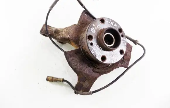 Renault Avantime Front wheel hub spindle knuckle