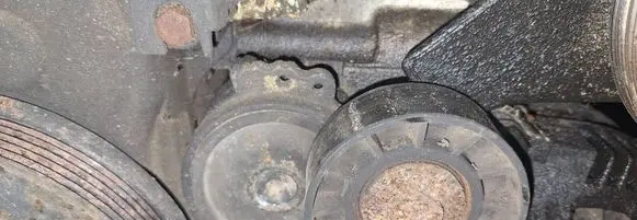 Peugeot 406 Generator/alternator belt tensioner