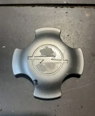 Opel Astra F Original wheel cap 90372639 90372640 2512689